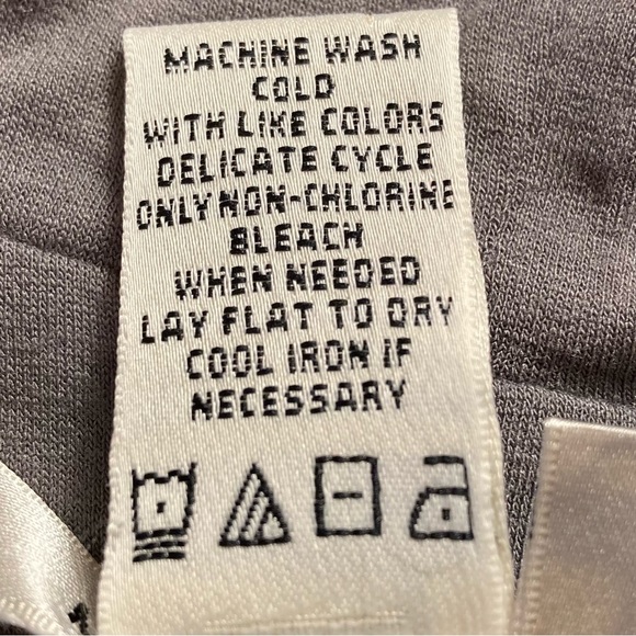 Sleek & Stretchy Max Studio Dress in Grey - Picture 4 of 5